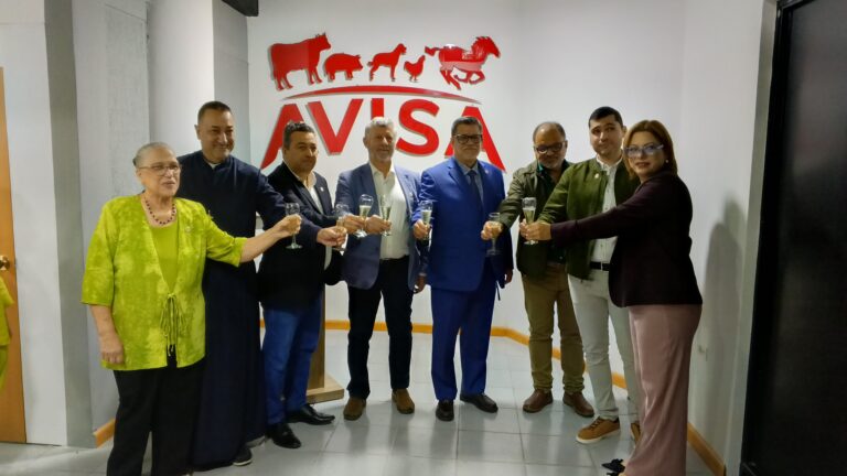 AVISA inauguró su nuevo Salón de Usos Múltiples AVISA Forma para potenciar la capacitación presencial en el sector de salud animal