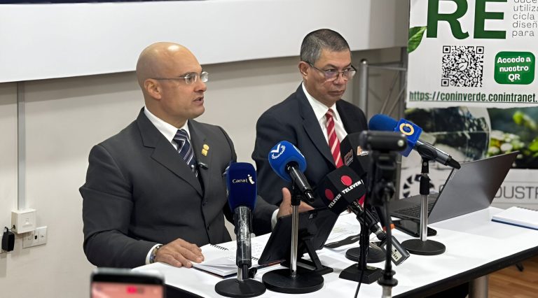 La industria manufacturera venezolana registra crecimiento en producción durante el primer semestre de 2025